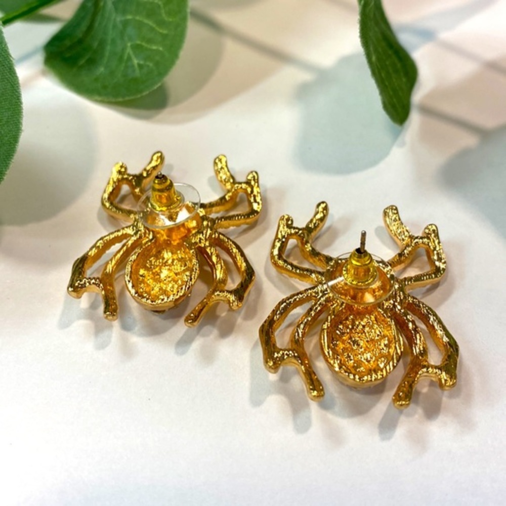 Crystal statement spider stud earrings - Picture 6 of 6